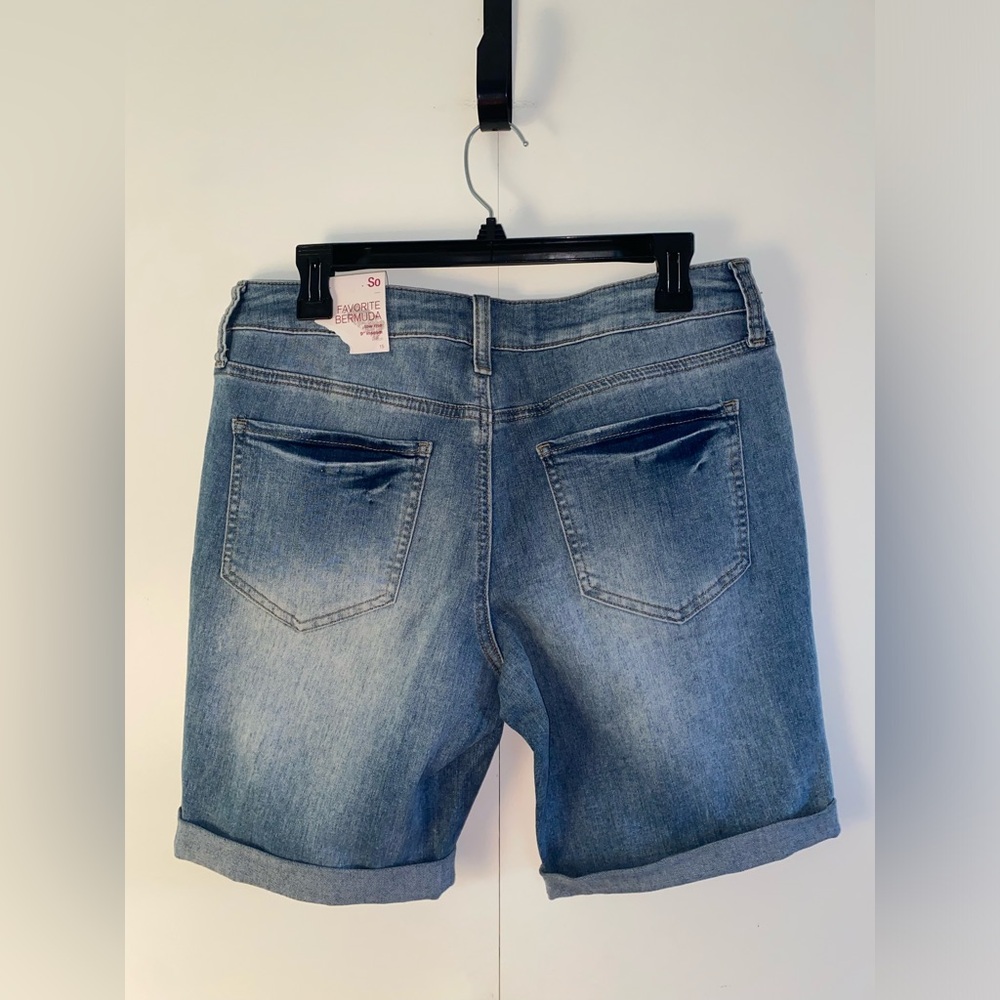 NWT SO Bermuda Double Roll Cuff Denim Shorts Size 15
